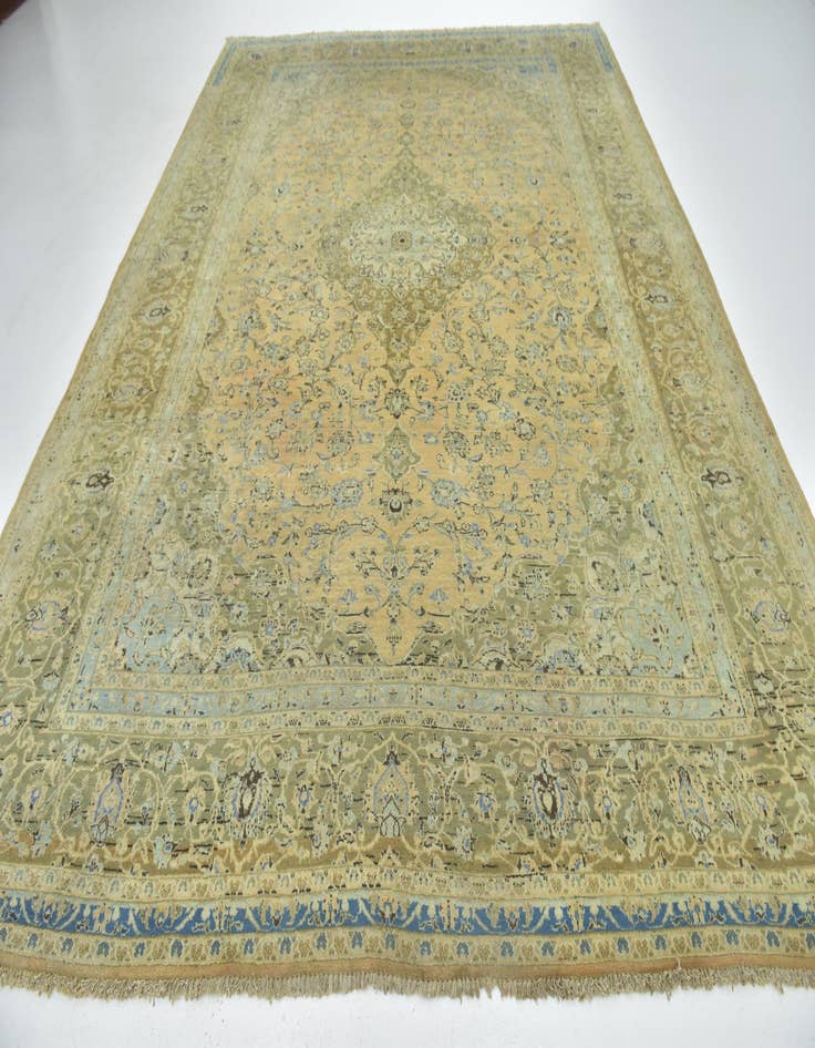 Detail image of  9' 10 x 13' 2  Hand Knotted Kashan Persian Wool Rug