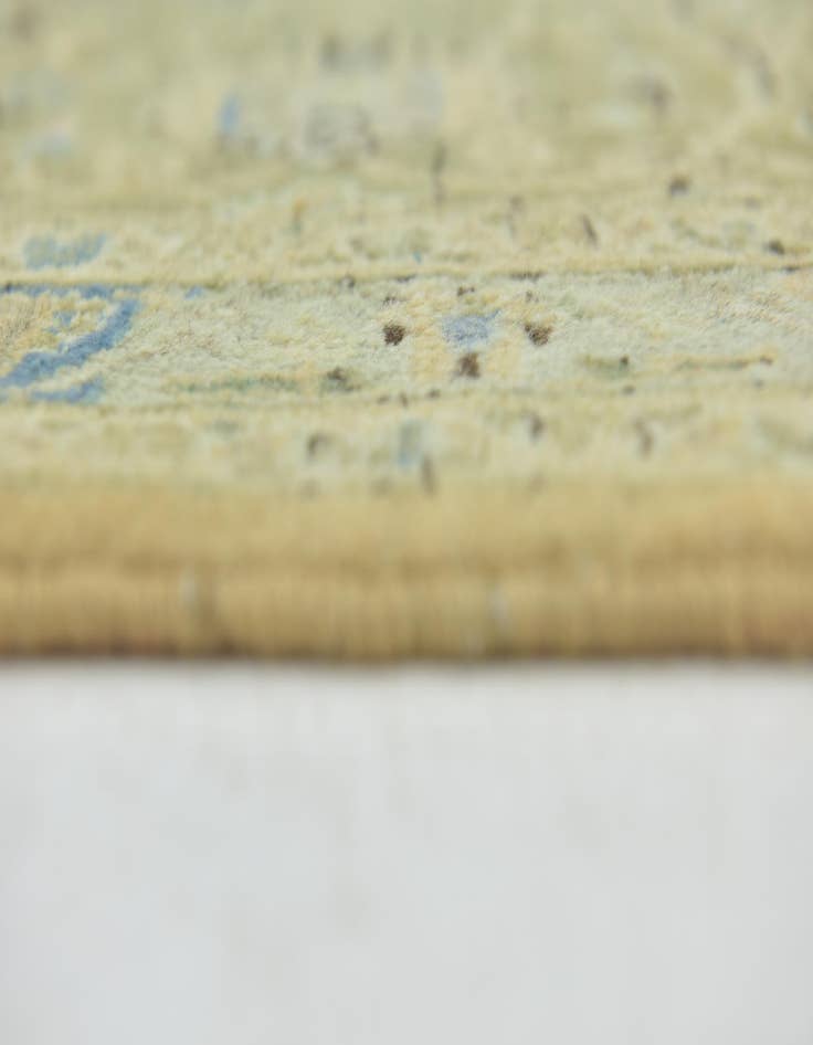 Detail image of  9' 10 x 13' 2  Hand Knotted Kashan Persian Wool Rug