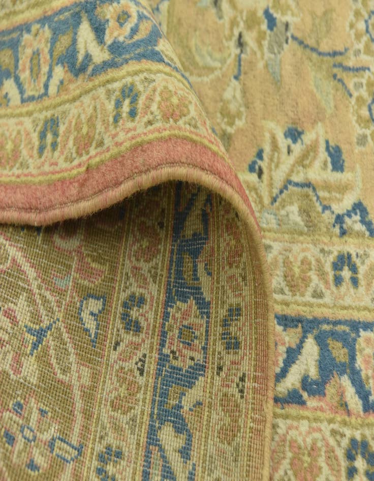 Detail image of  9' 7 x 12' 10  Hand Knotted Kashan Persian Wool Rug