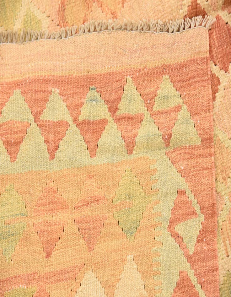 Detail image of  4' 9 x 6' 10  Hand Woven Kilim Waziri Wool Rug