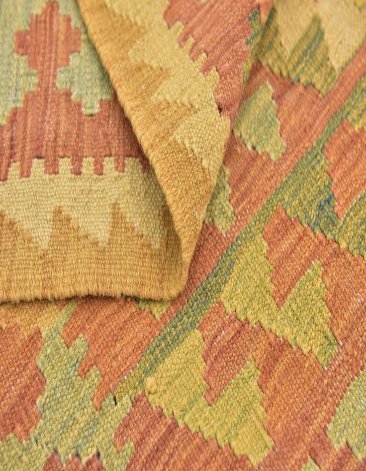 Detail image of  3' x 4' 6  Hand Woven Kilim Waziri Wool Rug