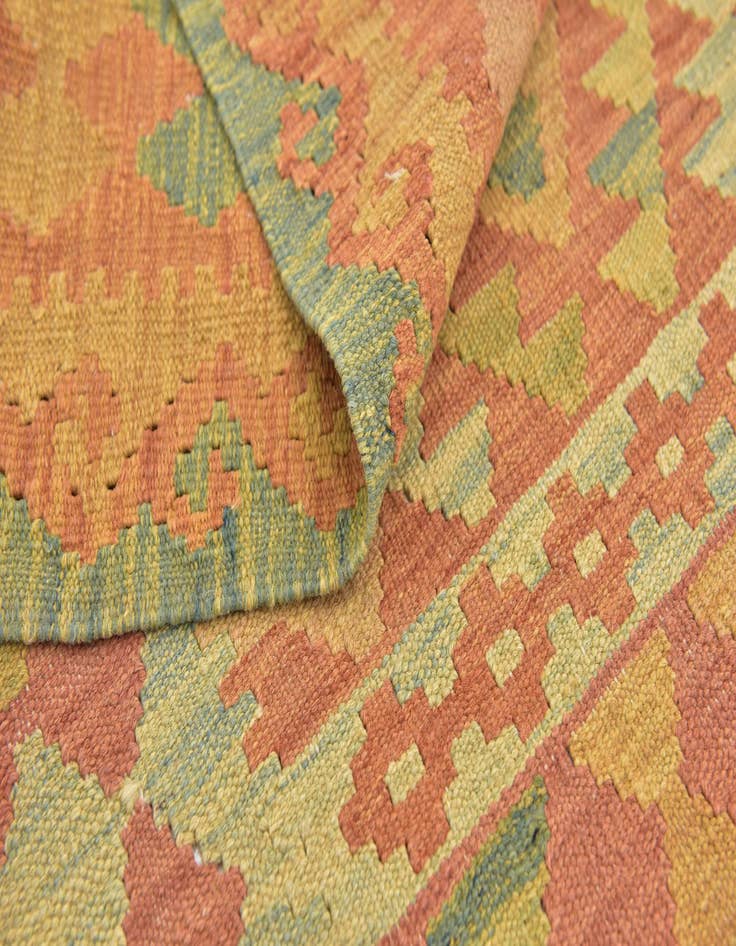 Detail image of  2' 9 x 4' 2  Hand Woven Kilim Waziri Wool Rug