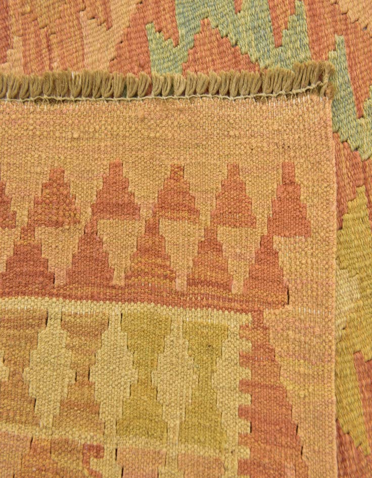 Detail image of  2' 8 x 4'  Hand Woven Kilim Waziri Wool Rug