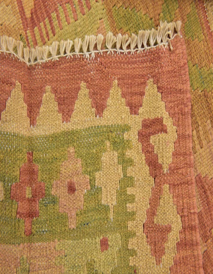 Detail image of  3' x 4' 10  Hand Woven Kilim Waziri Wool Rug