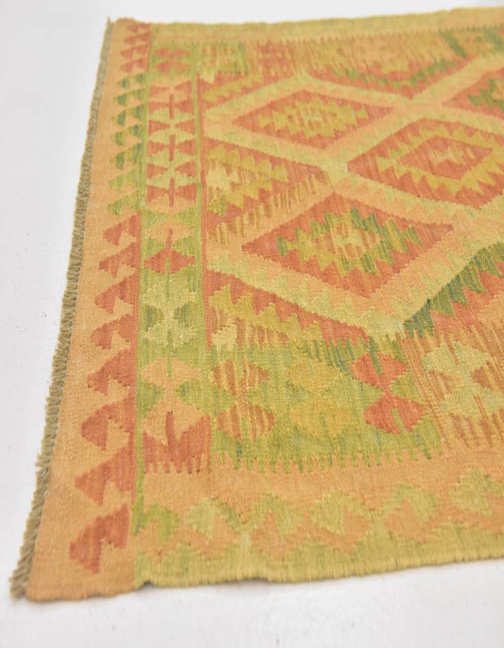 Detail image of  3' 3 x 5' 2  Hand Woven Kilim Waziri Wool Rug