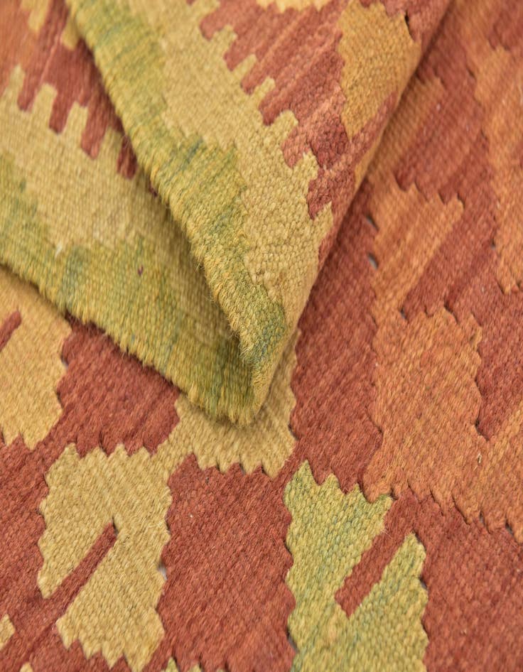 Detail image of  2' 10 x 4' 6  Hand Woven Kilim Waziri Wool Rug