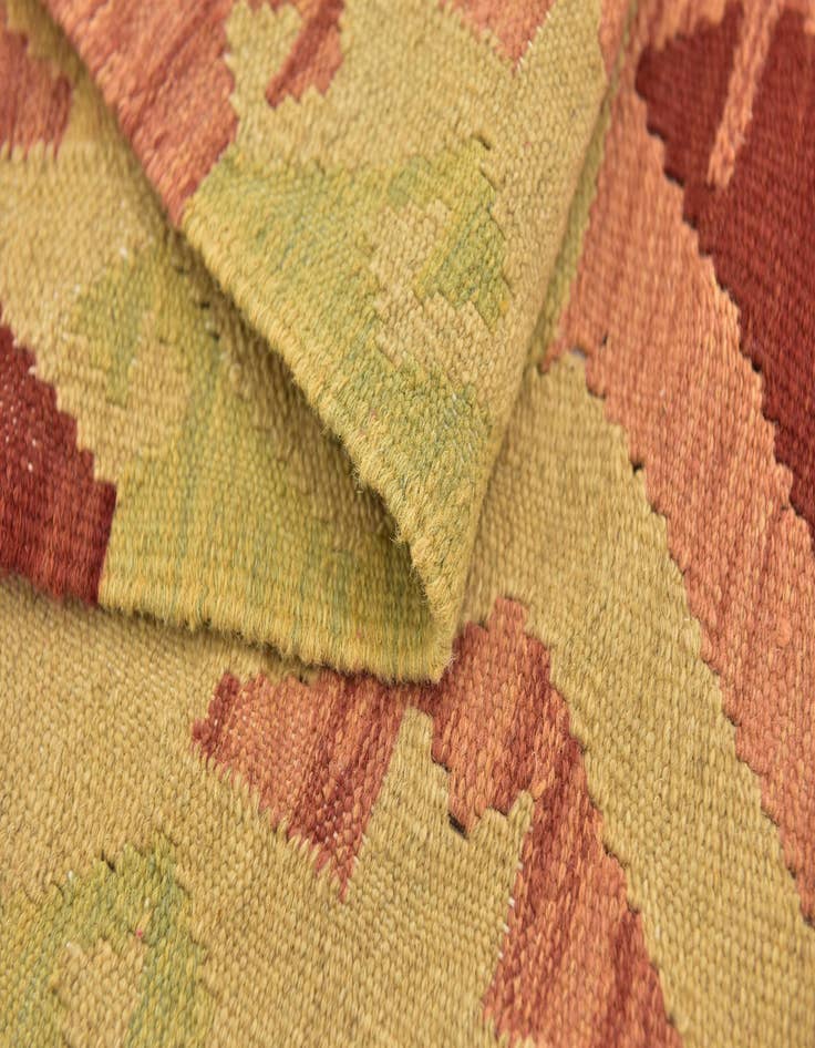 Detail image of  3' 4 x 5' 3  Hand Woven Kilim Waziri Wool Rug