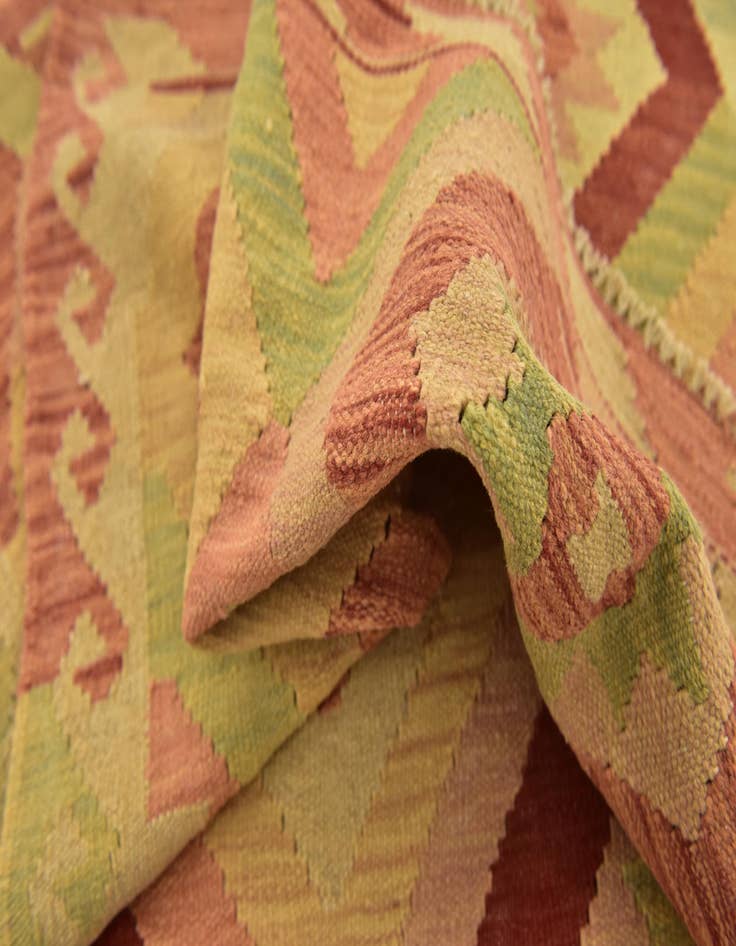 Detail image of  3' 4 x 5' 3  Hand Woven Kilim Waziri Wool Rug