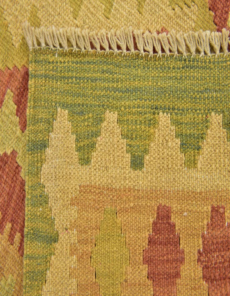 Detail image of  3' 4 x 5'  Hand Woven Kilim Waziri Wool Rug