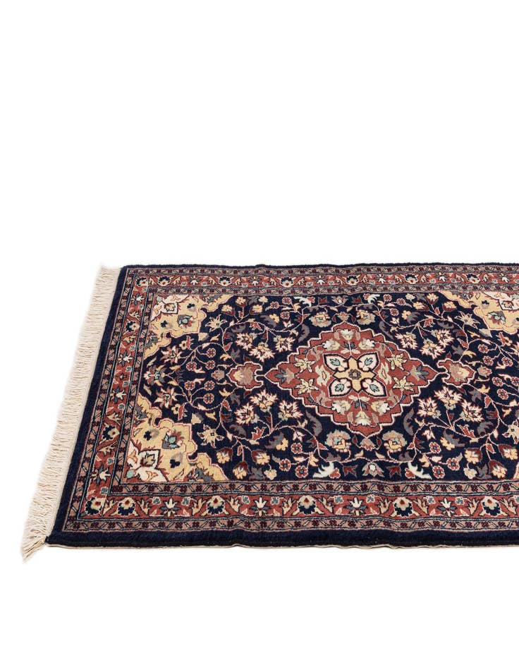 Detail image of  3' 1 x 5' 1  Hand Knotted Lahour Wool Rug