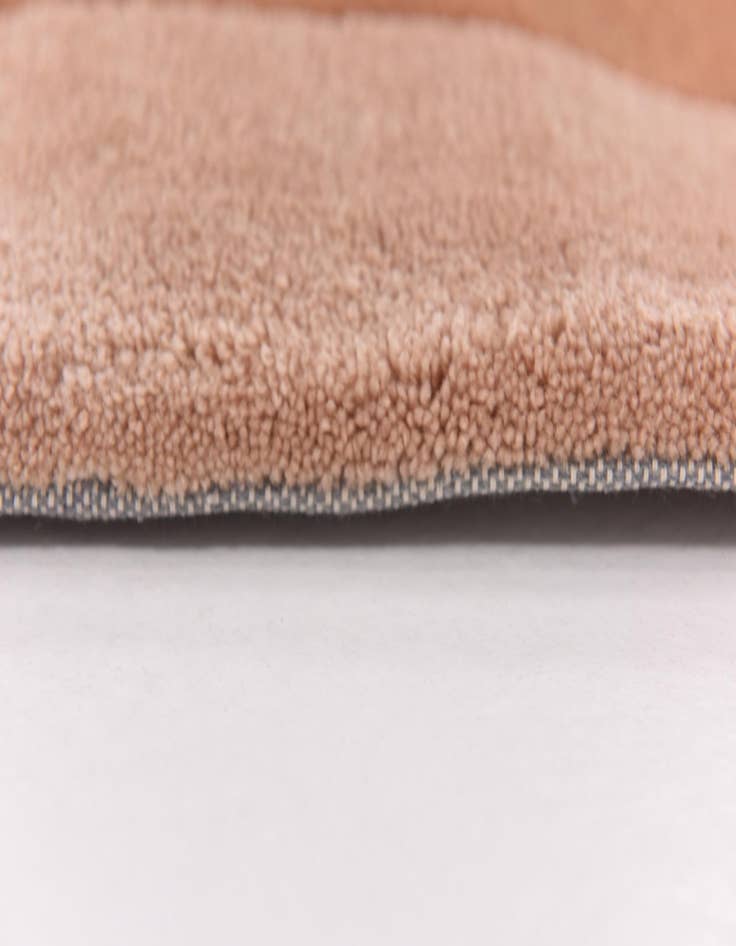 Detail image of  5' 7 x 7' 10 Luna Wool Rug