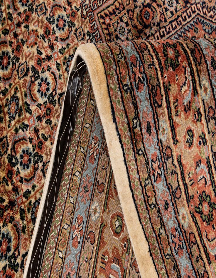 Detail image of  8' 2 x 11' 5  Hand Knotted Mir Wool Rug