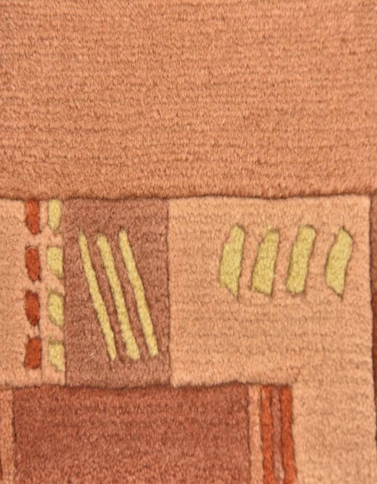 Detail image of  2' 5 x 4' 8  Hand Knotted Nepal Wool Rug