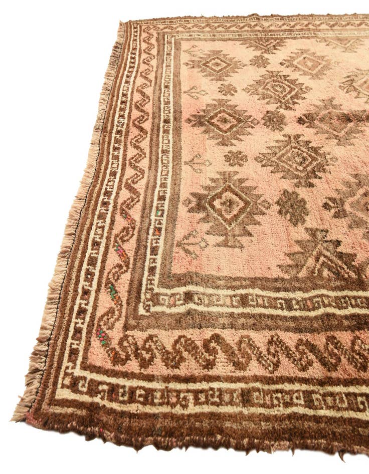 Detail image of  5' x 9' 1  Hand Knotted Shiraz Persian Wool Rug