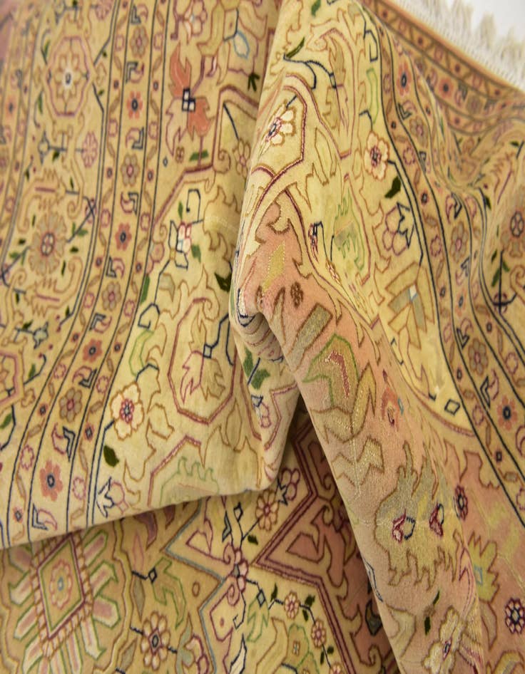 Detail image of  6' 7 x 10'  Hand Knotted Tabriz Persian Rug