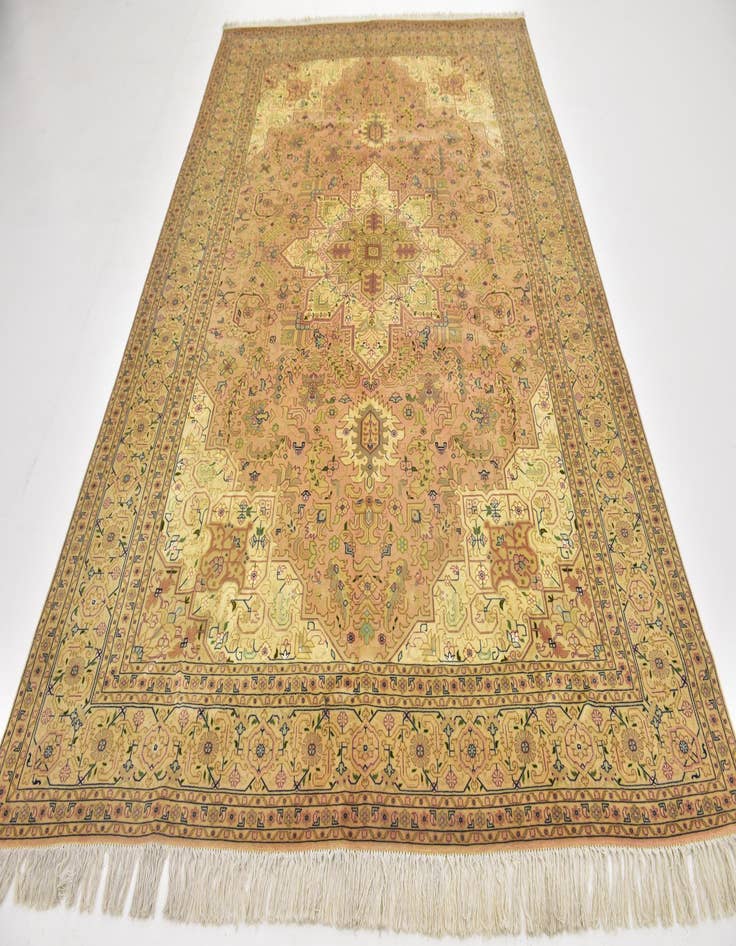 Detail image of  6' 7 x 10'  Hand Knotted Tabriz Persian Rug