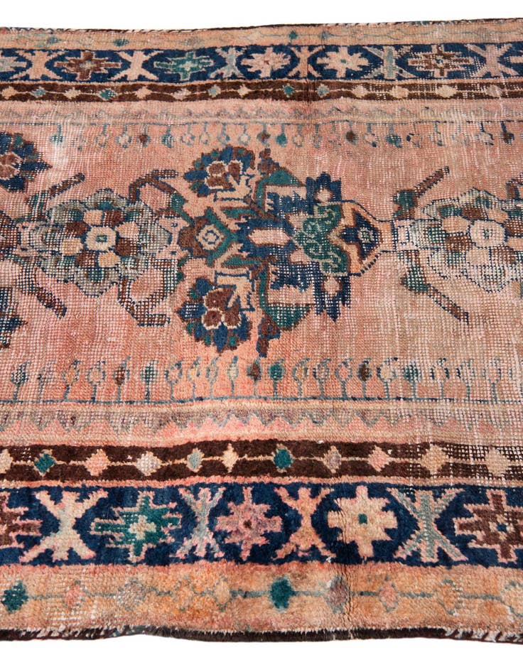 Detail image of  4' 4 x 6' 8  Hand Knotted Ultra Vintage Persian Wool Rug