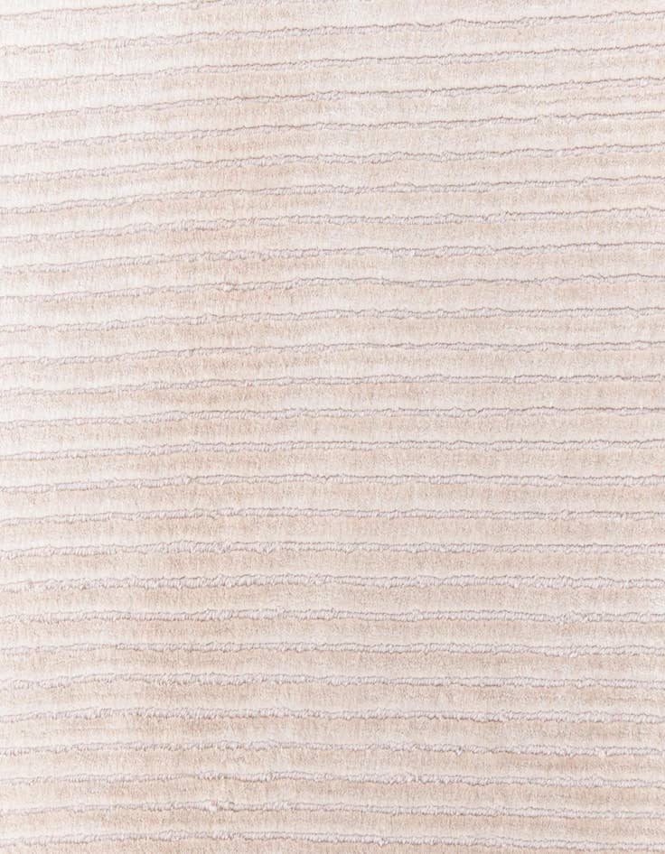 Detail image of  6' 6 x 6' 6  Hand Knotted Darya Wool Round Rug