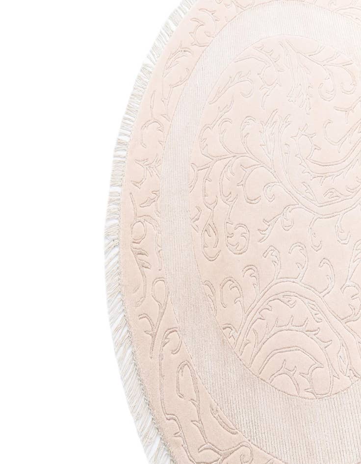 Detail image of  4' 10 x 4' 10  Hand Knotted Darya Wool Round Rug