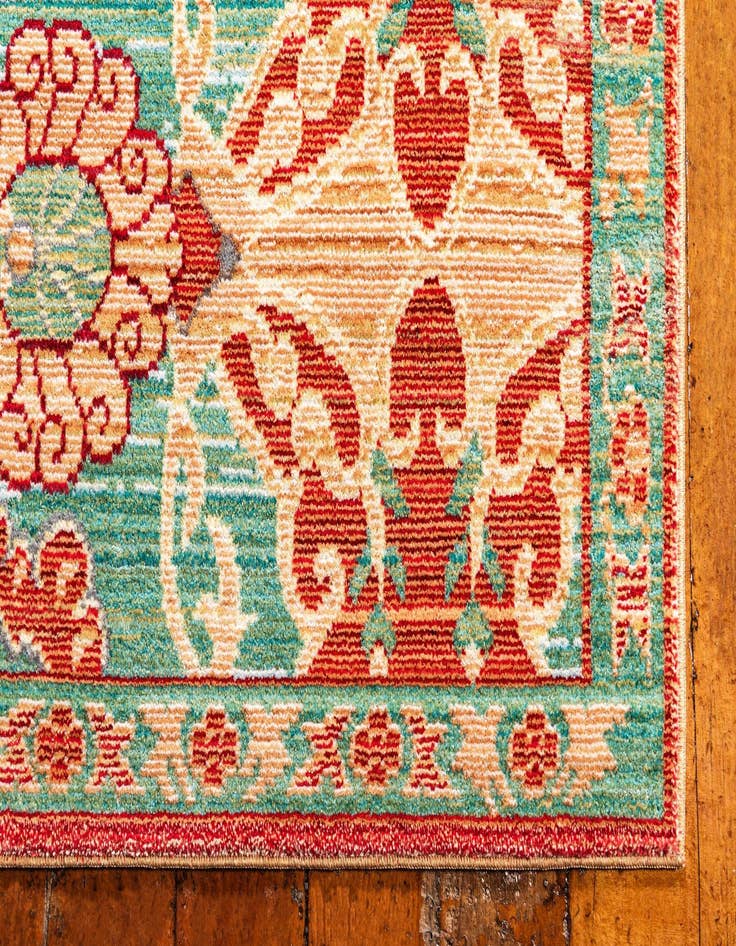 Detail image of  2' 7 x 9' 10 Alexis Runner Rug