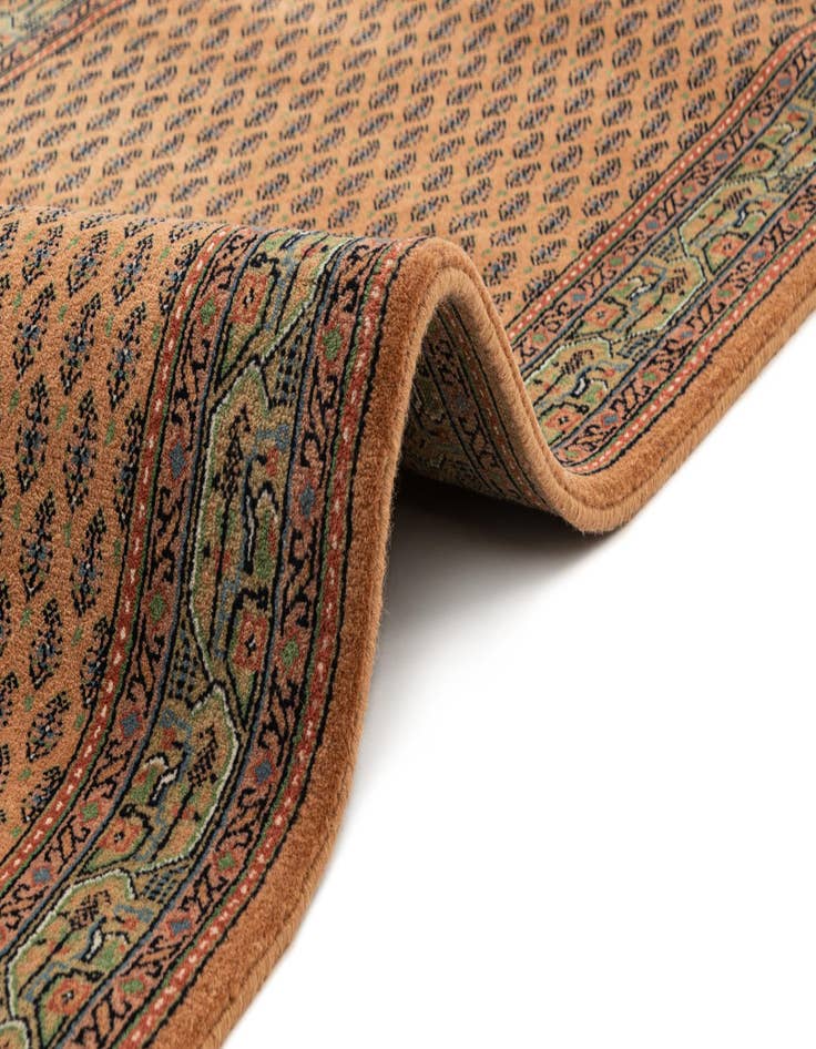 Detail image of  2' 9 x 9' 8  Hand Knotted Mir Wool Runner Rug