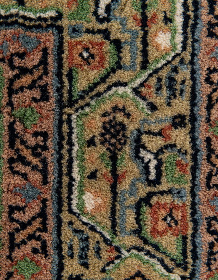 Detail image of  2' 4 x 4' 7  Hand Knotted Mir Wool Runner Rug