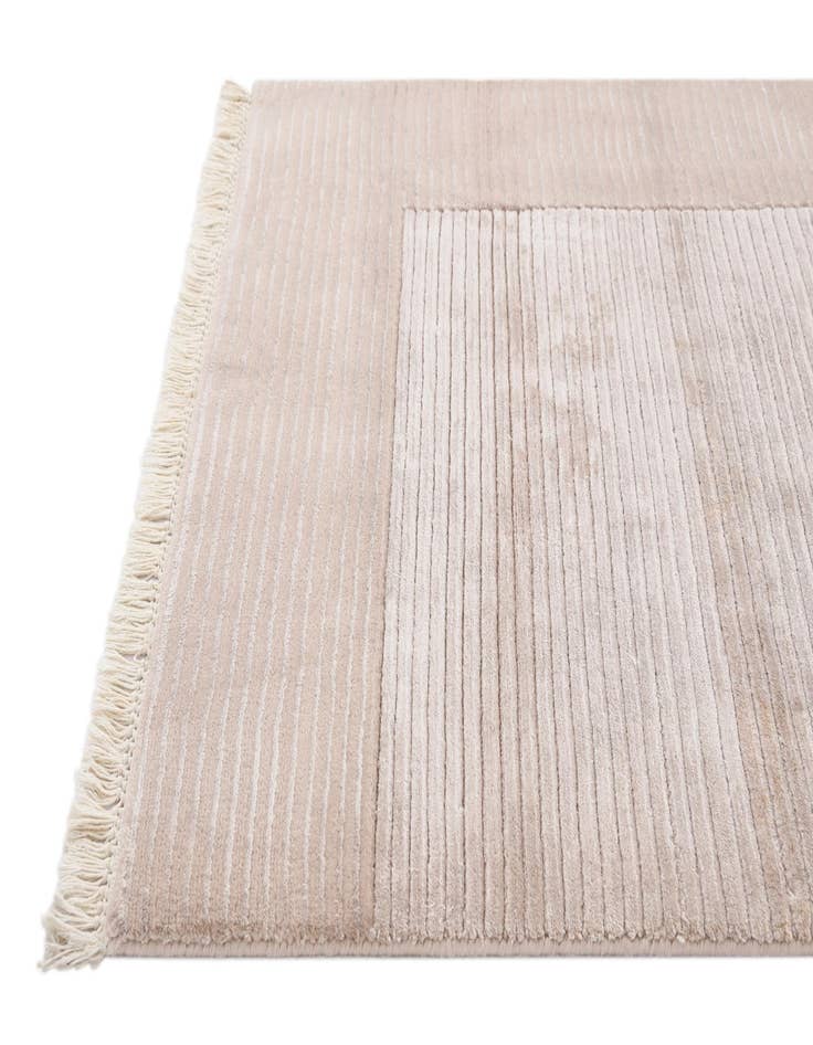 Detail image of  2' 7 x 2' 7  Hand Knotted Darya Wool Square Rug