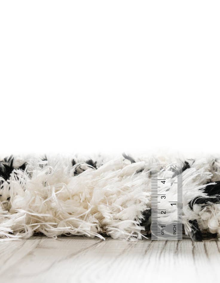 Detail image of  8' x 8' Infinity Shag Square Rug