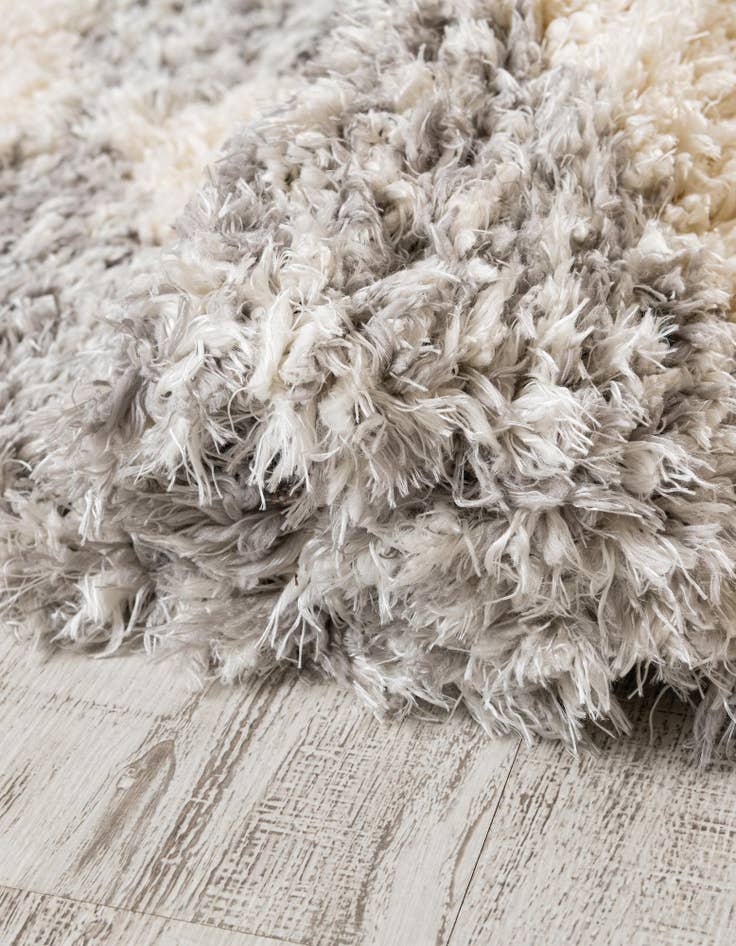 Detail image of  10' x 10' Infinity Shag Round Rug