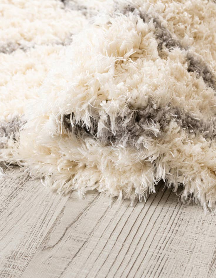 Detail image of  10' x 10' Infinity Shag Round Rug