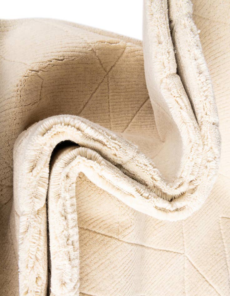 Detail image of  2' x 3' 1 WoolCraft Geometric Rug