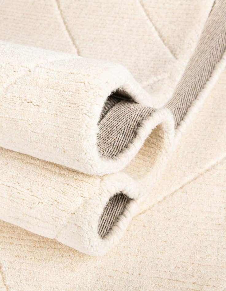 Detail image of  2' x 6' 1 WoolCraft Geometric Runner Rug