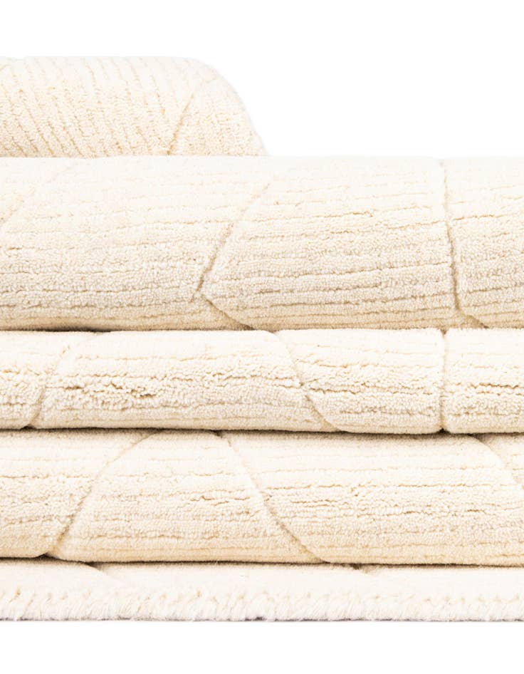 Detail image of  2' x 6' 1 WoolCraft Geometric Runner Rug