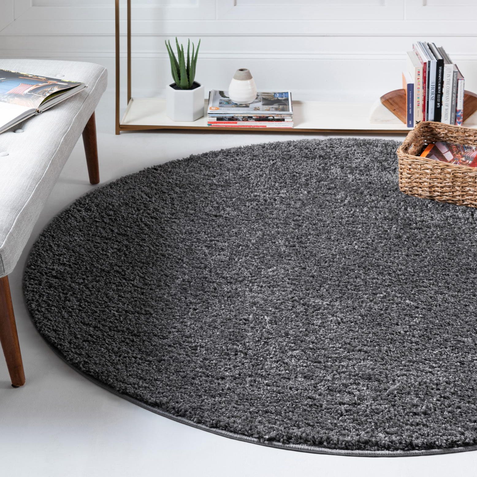 Pebble Gray 5' x 5' Soft Solid Shag Round Rug | Rugs.com