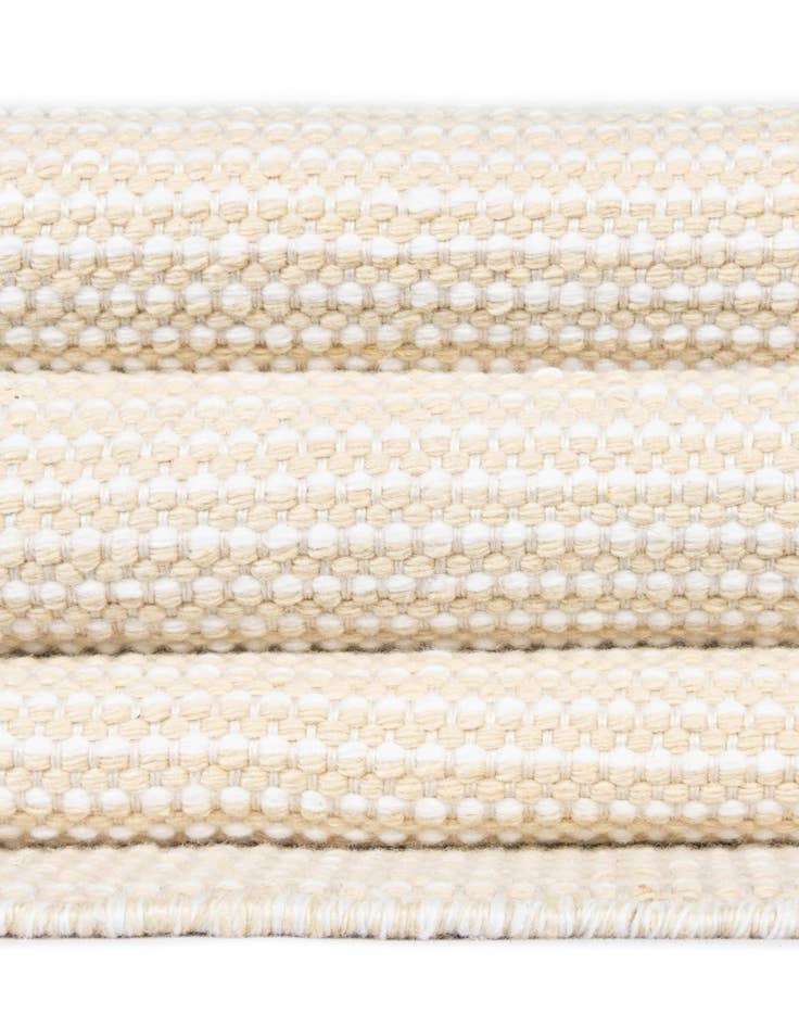 Detail image of  3' 3 x 5' 3  Washable Jill Zarin Palm Springs Indoor / Outdoor Rug