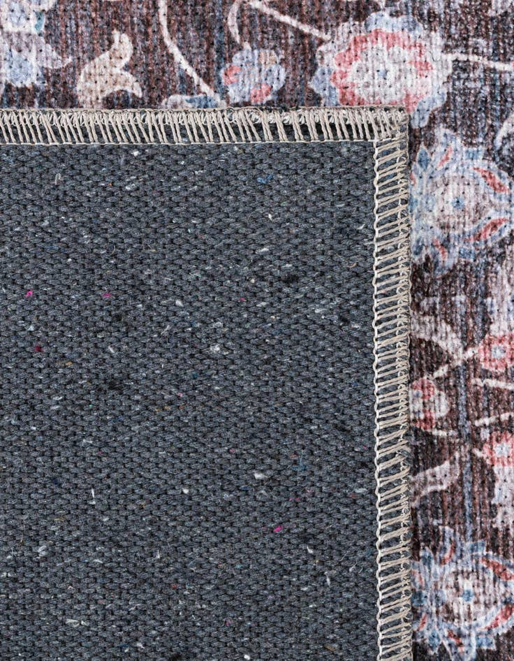 Detail image of  7' 10 x 7' 10 Yara Square Rug