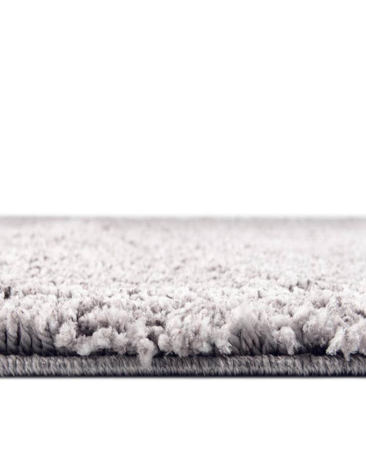 Detail image of  7' 10 x 7' 10 Jill Zarin Shaggy Chic Square Rug