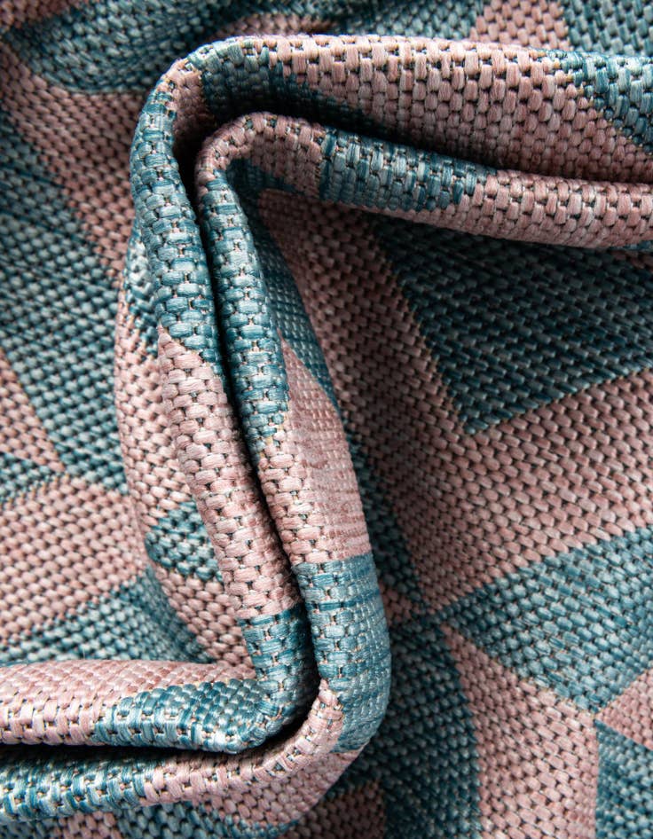 Detail image of  7' 10 x 10'  Washable Jill Zarin Napa Indoor / Outdoor Oval Rug