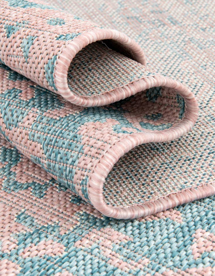 Detail image of  3' x 3'  Washable Jill Zarin Dubai Indoor / Outdoor Round Rug