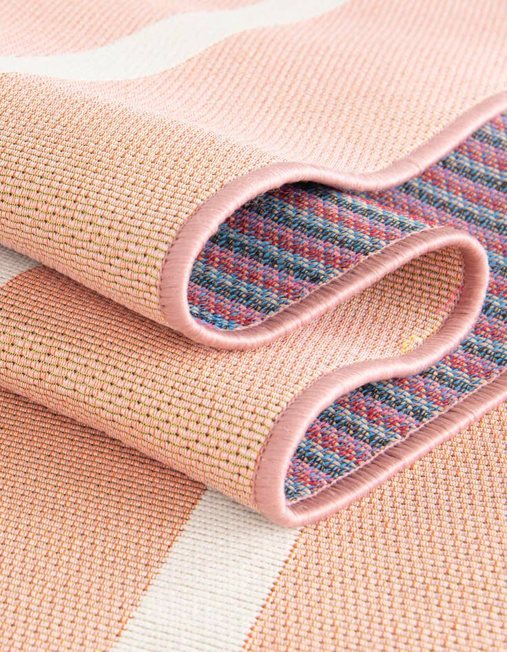 Detail image of  7' 10 x 7' 10  Washable Ribbon Indoor / Outdoor Square Rug