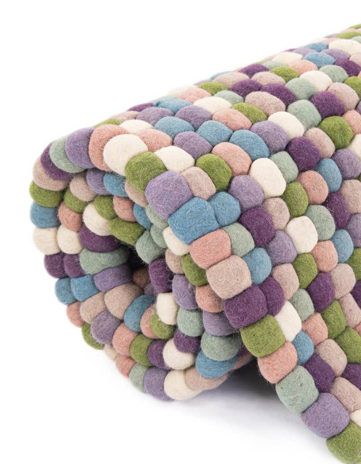 Detail image of  7' 10 x 7' 10  Hand Woven Felt Ball Wool Square Rug