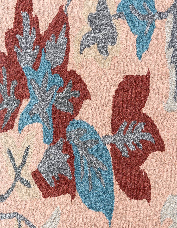 Detail image of 3' 1 x 5' Agra Rug