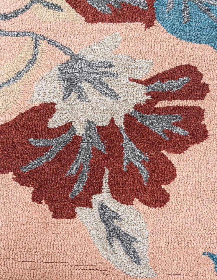 Detail image of 3' 1 x 5' Agra Rug