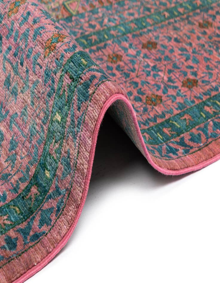 Detail image of  8' x 9' 9 Amina Wool Rug