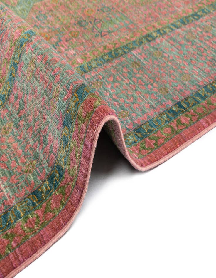 Detail image of  6' 6 x 9' 5 Amina Wool Rug