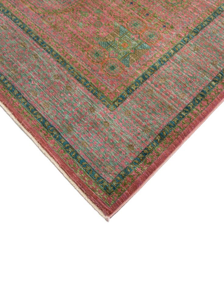 Detail image of  6' 6 x 9' 5 Amina Wool Rug