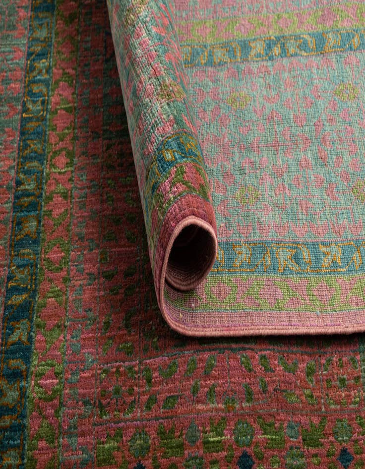 Detail image of  6' 6 x 9' 5 Amina Wool Rug