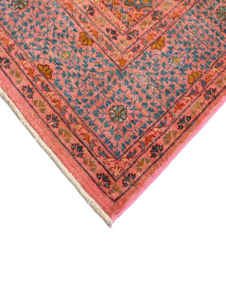 Detail image of  6' 11 x 10' 2 Amina Wool Rug