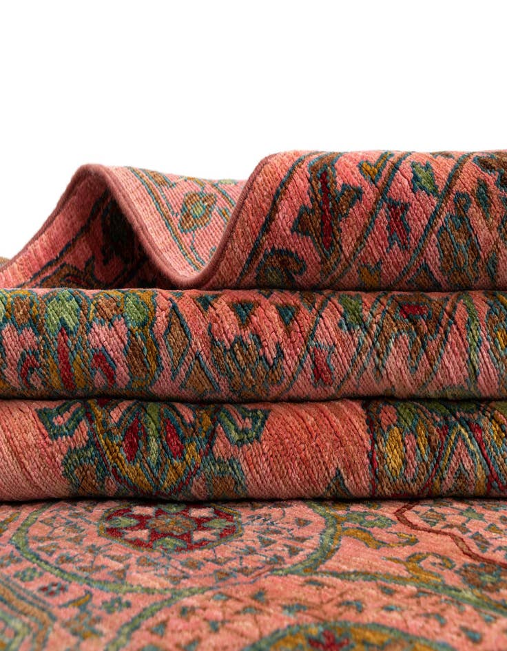 Detail image of  6' 11 x 9' 5 Amina Wool Rug