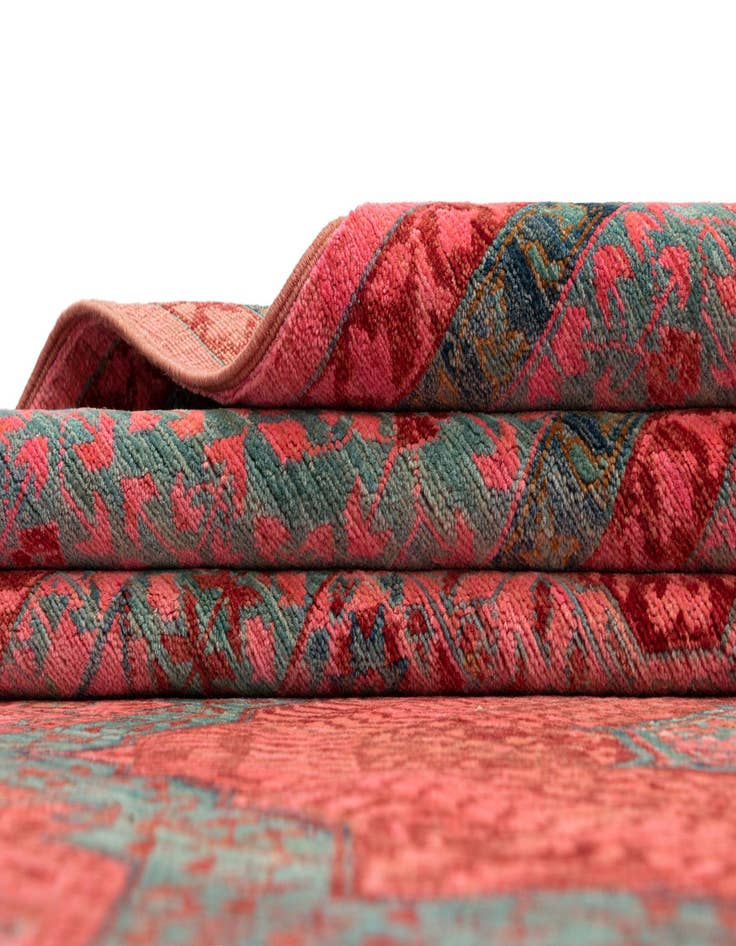 Detail image of  6' 11 x 9' 9 Amina Wool Rug